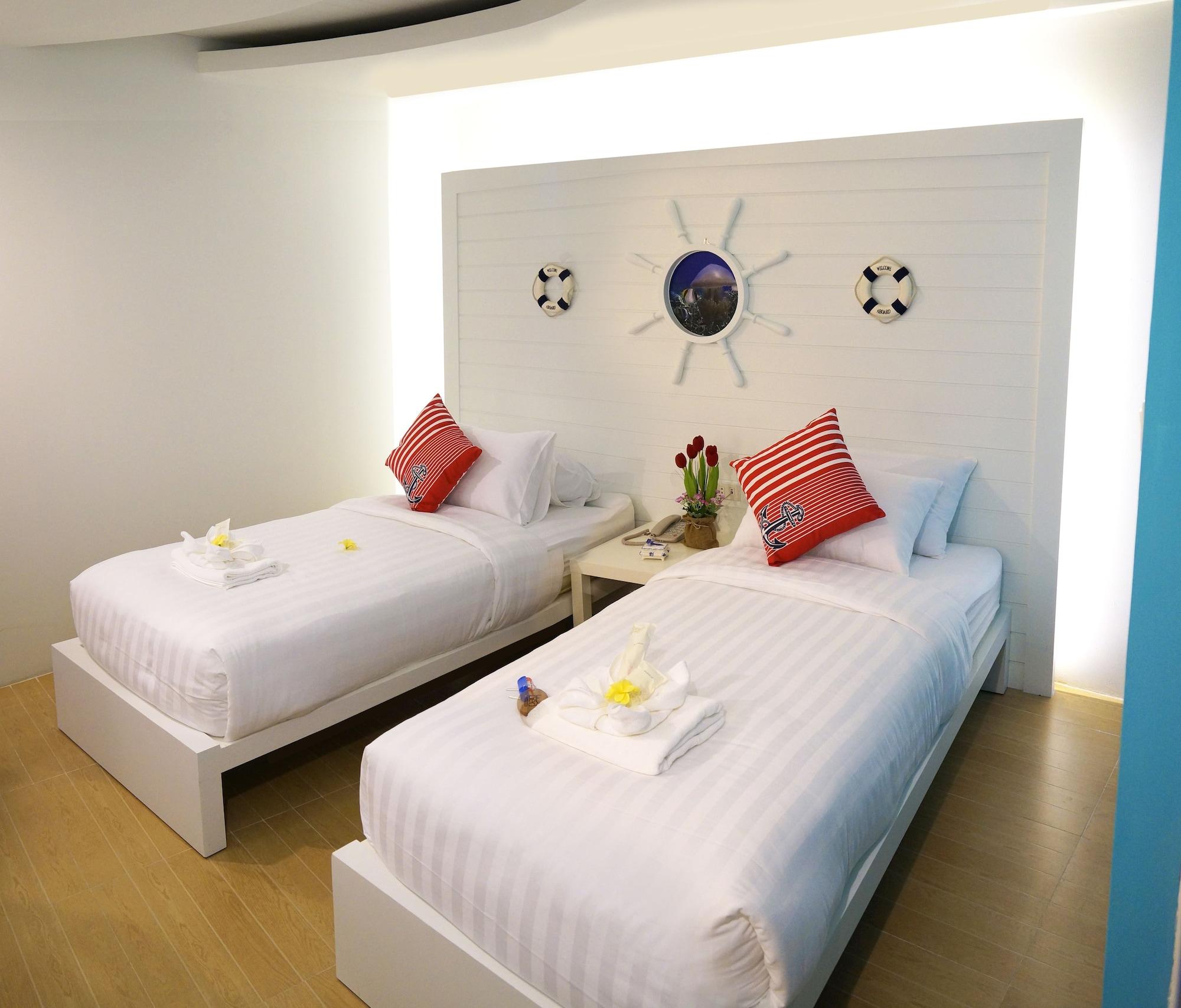 Bed By Cruise Hotel At Samakkhi-Tivanont Nonthaburi Exterior photo